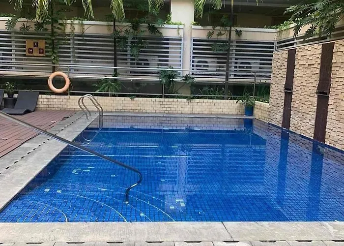 Newport Family Near Naia T3 Apartment