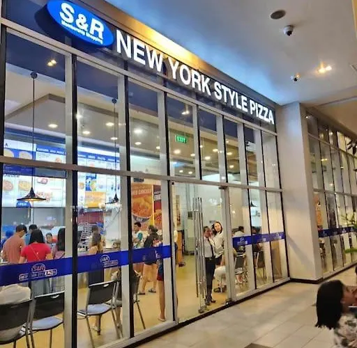 Newport Family Near Naia T3