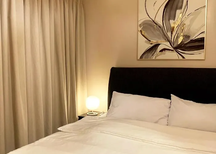 Newport Family Near Naia T3 Apartment Manila